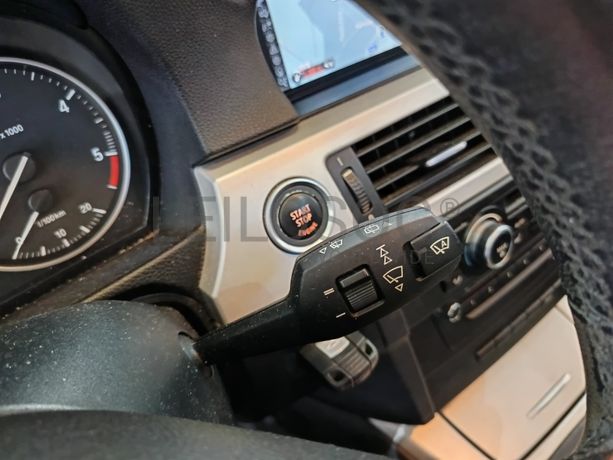 BMW 320D · Ano 2010