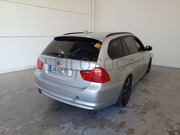 BMW 320D · Ano 2010