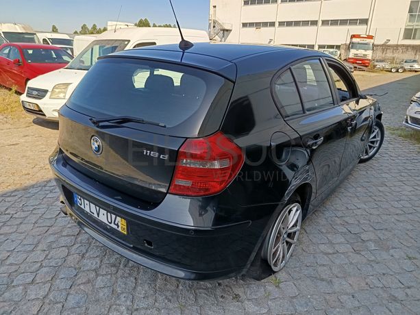 BMW 118D · Ano 2011
