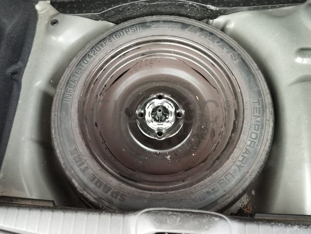 Peugeot 208 · Ano 2016