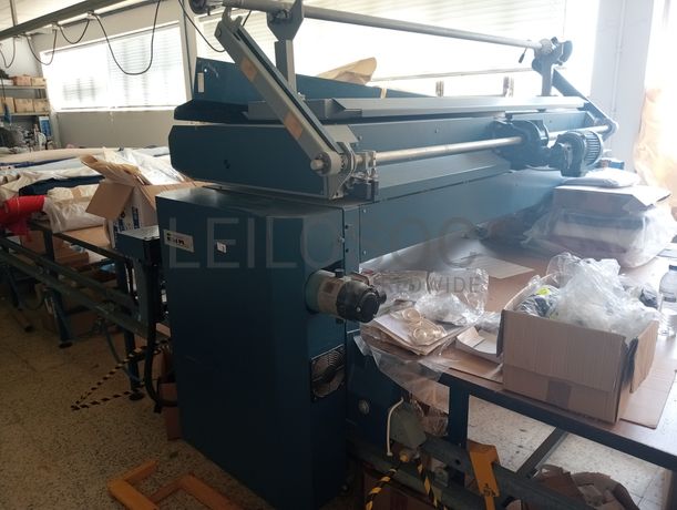 Carro de Estender Malha · Tesoura e Régua de corte · Serra de fita