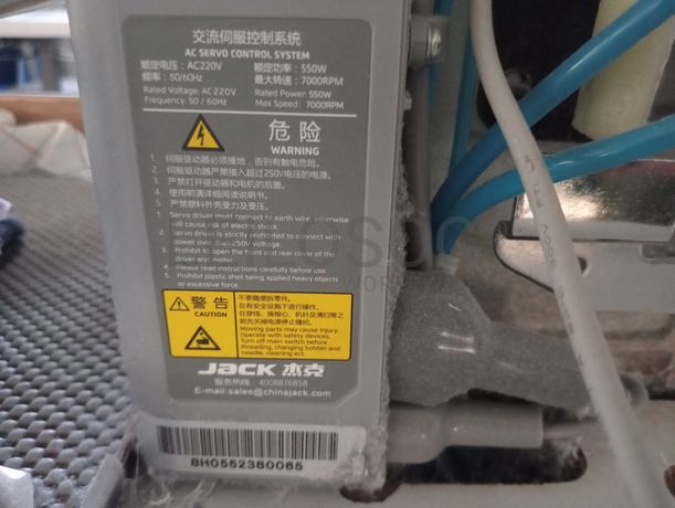 Máquinas de Ponto Corrido · Máquinas de Corte e Cose · Bobinador