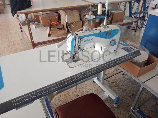 Máquinas de Ponto Corrido · Máquinas de Corte e Cose · Bobinador