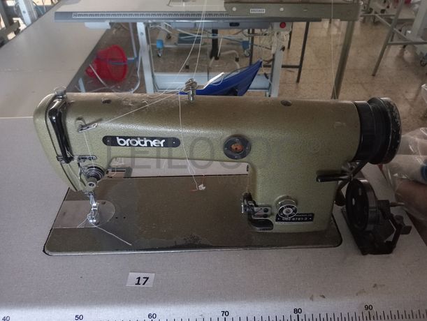 Máquinas de Ponto Corrido · Máquina de Mosquear · Máquina de Corte e Cose · Máquina de Virar Punhos e Colarinhos