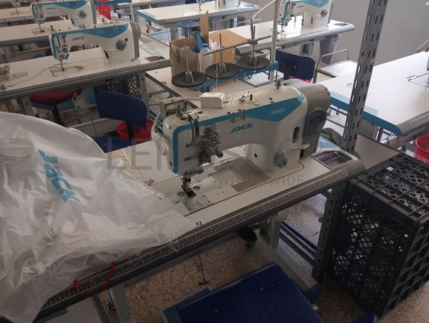 Mesa de Dobrar · Máquinas de Pregar Botões · Máquina de Casear · Máquinas de Ponto Corrido · Máquina de 2 Agulhas