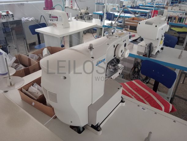 Mesa de Dobrar · Máquinas de Pregar Botões · Máquina de Casear · Máquinas de Ponto Corrido · Máquina de 2 Agulhas