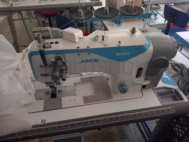 Mesa de Dobrar · Máquinas de Pregar Botões · Máquina de Casear · Máquinas de Ponto Corrido · Máquina de 2 Agulhas