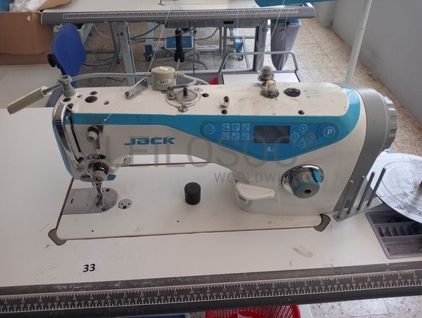 Máquinas de Ponto Corrido · Máquina de 2 agulhas · Máquina de corte e cose · Máquina de pregar molas · Diversos