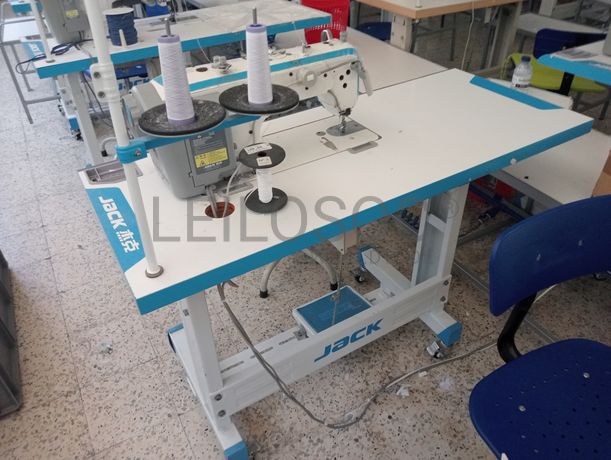 Máquinas de Ponto Corrido · Máquina de 2 agulhas · Máquina de corte e cose · Máquina de pregar molas · Diversos