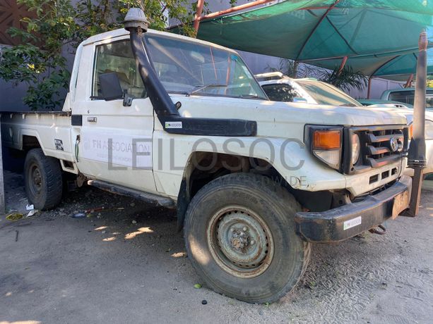 Toyota Land Cruiser 4x4