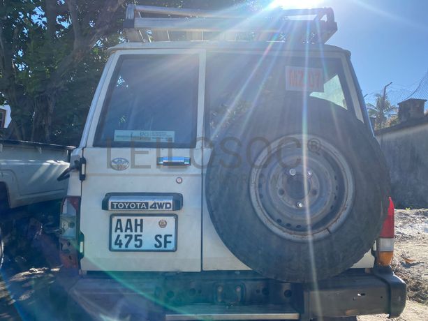 Toyota Land Cruiser 4x4