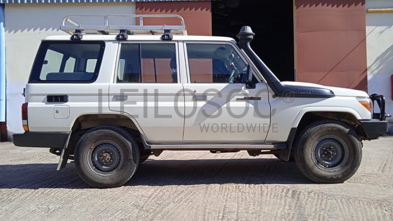 Toyota Land Cruiser · Ano 2016