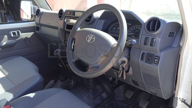 Toyota Land Cruiser · Ano 2016