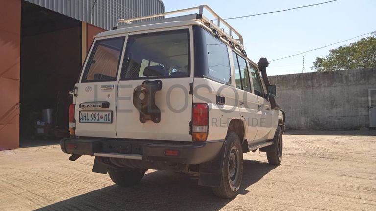 Toyota Land Cruiser · Ano 2018