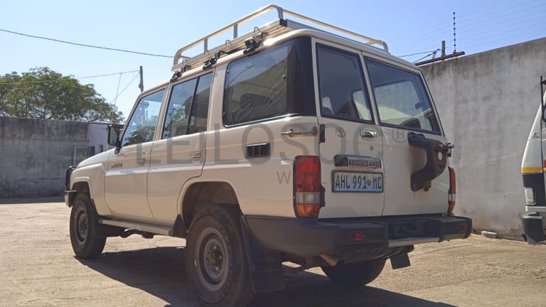 Toyota Land Cruiser · Ano 2018