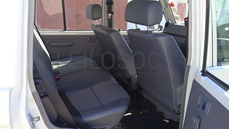 Toyota Land Cruiser · Ano 2016