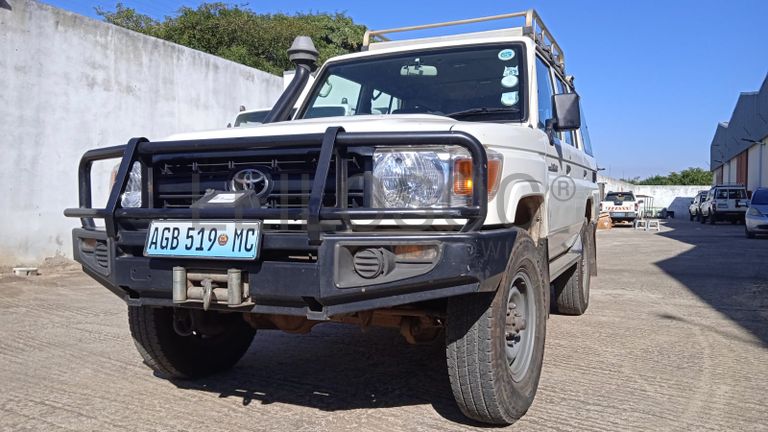 Toyota Land Cruiser · Ano 2016