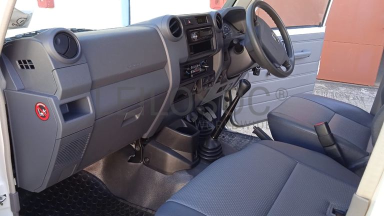 Toyota Land Cruiser · Ano 2016