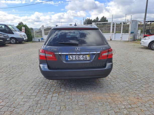 Mercedes-Benz E250 CDI · Ano 2010