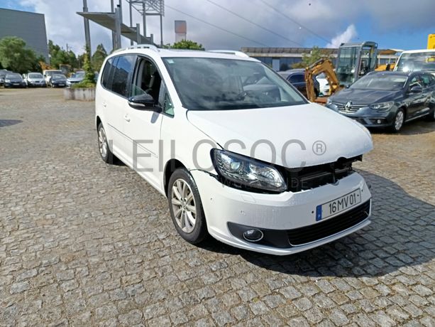 Volkswagen Touran 2.0 TDI · Ano 2012 