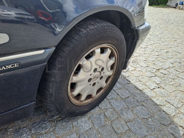 Mercedes-Benz C220 CDI · Ano 2000