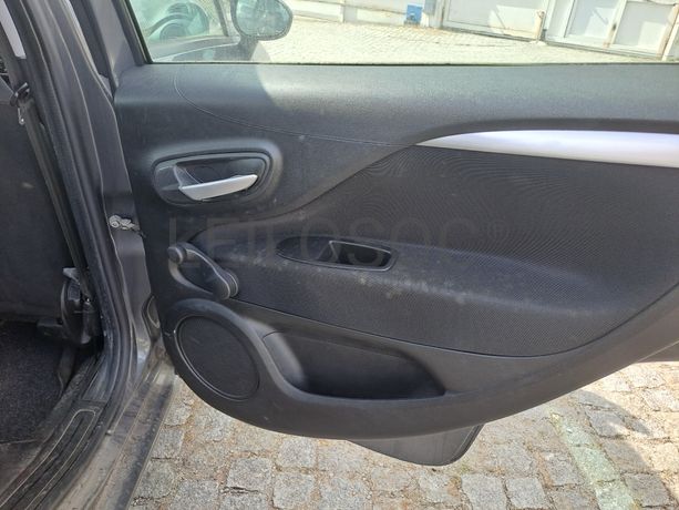 Fiat Punto · Ano 2013