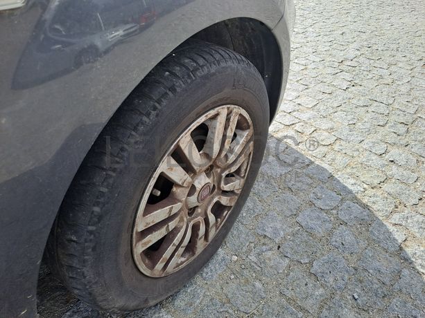 Fiat Punto · Ano 2013