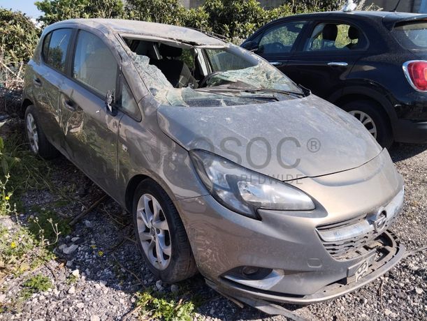 Opel Corsa · Ano 2015
