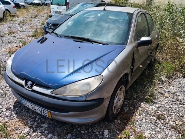 Peugeot 206 · Ano 2003