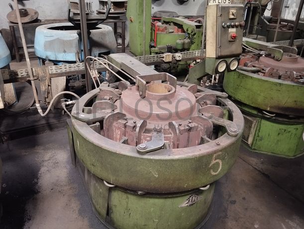 Prensa Vulcanização de Pneus