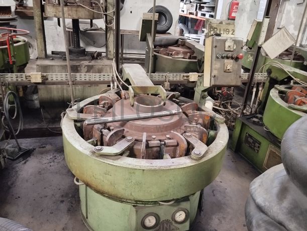 Prensa Vulcanização de Pneus