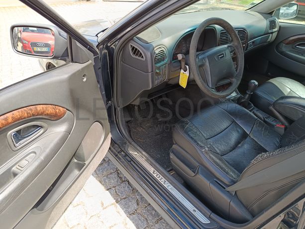 Volvo V40 · Ano 1998