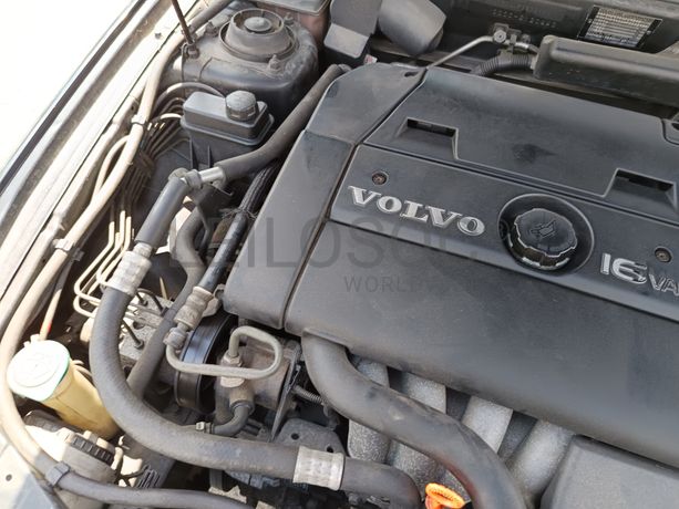 Volvo V40 · Ano 1998