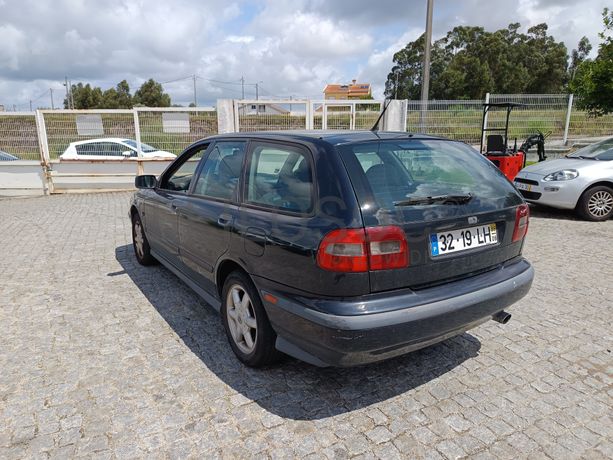 Volvo V40 · Ano 1998