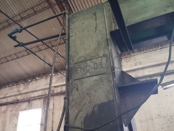 Equipamento de Colagem