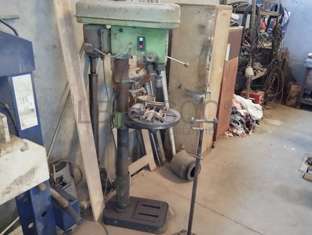 Maquinaria · Diversos