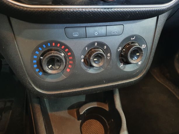 Fiat Punto · Ano 2015