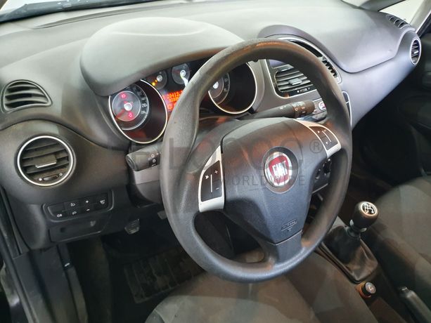 Fiat Punto · Ano 2015