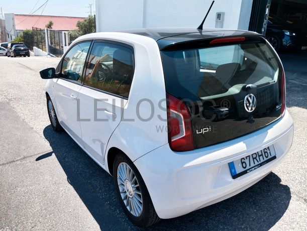 Volkswagen UP · Ano 2016