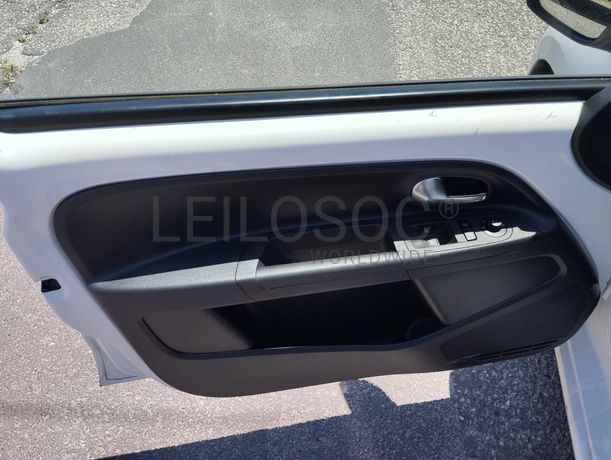 Volkswagen UP · Ano 2016