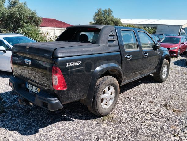 Isuzu D-MAX 2.5 4WD · Ano 2007