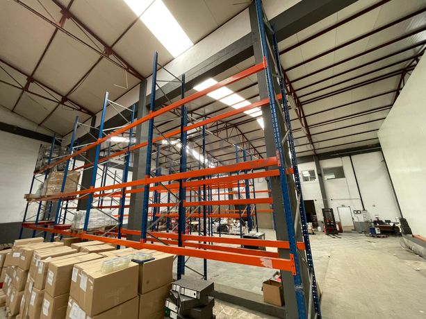 Estantes Industriais