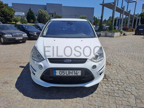 Ford S-Max 2.0 TDCI Titanium 7 · Ano 2013