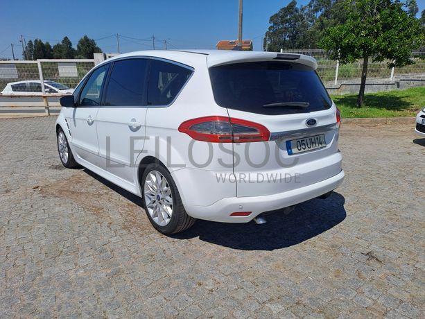 Ford S-Max 2.0 TDCI Titanium 7 · Ano 2013