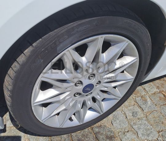 Ford S-Max 2.0 TDCI Titanium 7 · Ano 2013