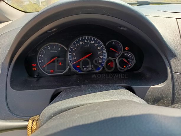 Mitsubishi Grandis 2.0 DI-D · 7 Lugares