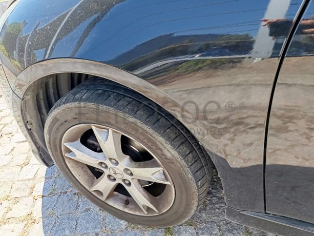 Mitsubishi Grandis 2.0 DI-D · 7 Lugares