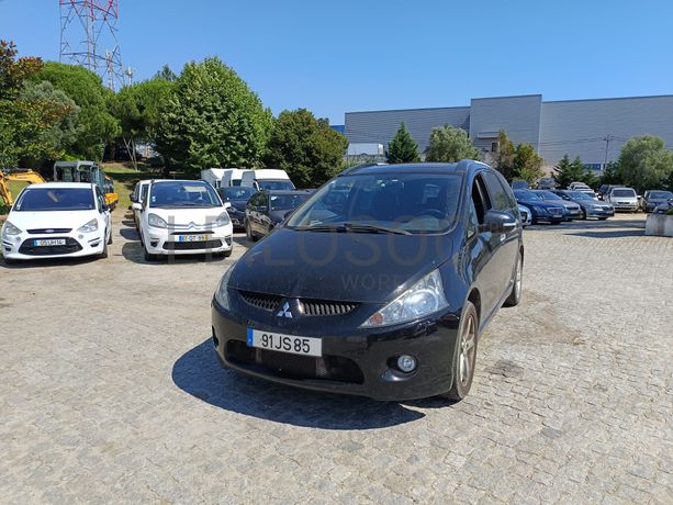 Mitsubishi Grandis 2.0 DI-D · 7 Lugares