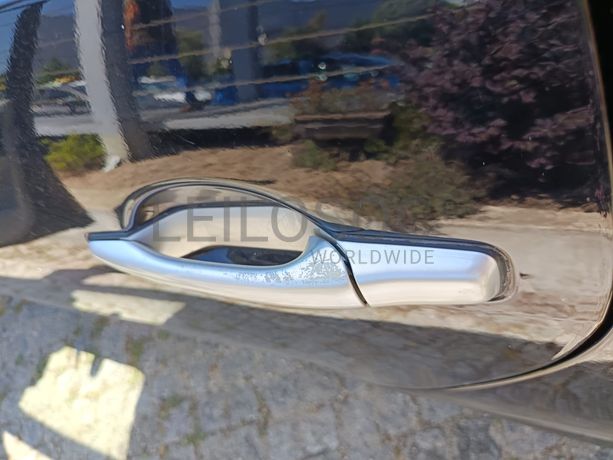 Mitsubishi Grandis 2.0 DI-D · 7 Lugares