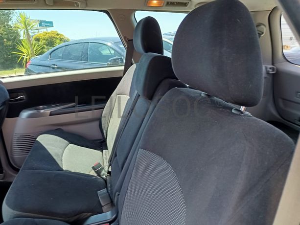 Mitsubishi Grandis 2.0 DI-D · 7 Lugares